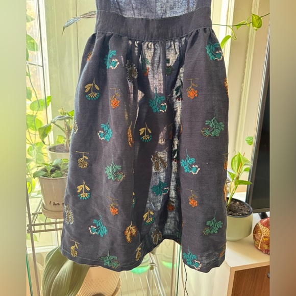 Anthropologie Stacia Floral Blue Embroidered Apron - Picture 3 of 5